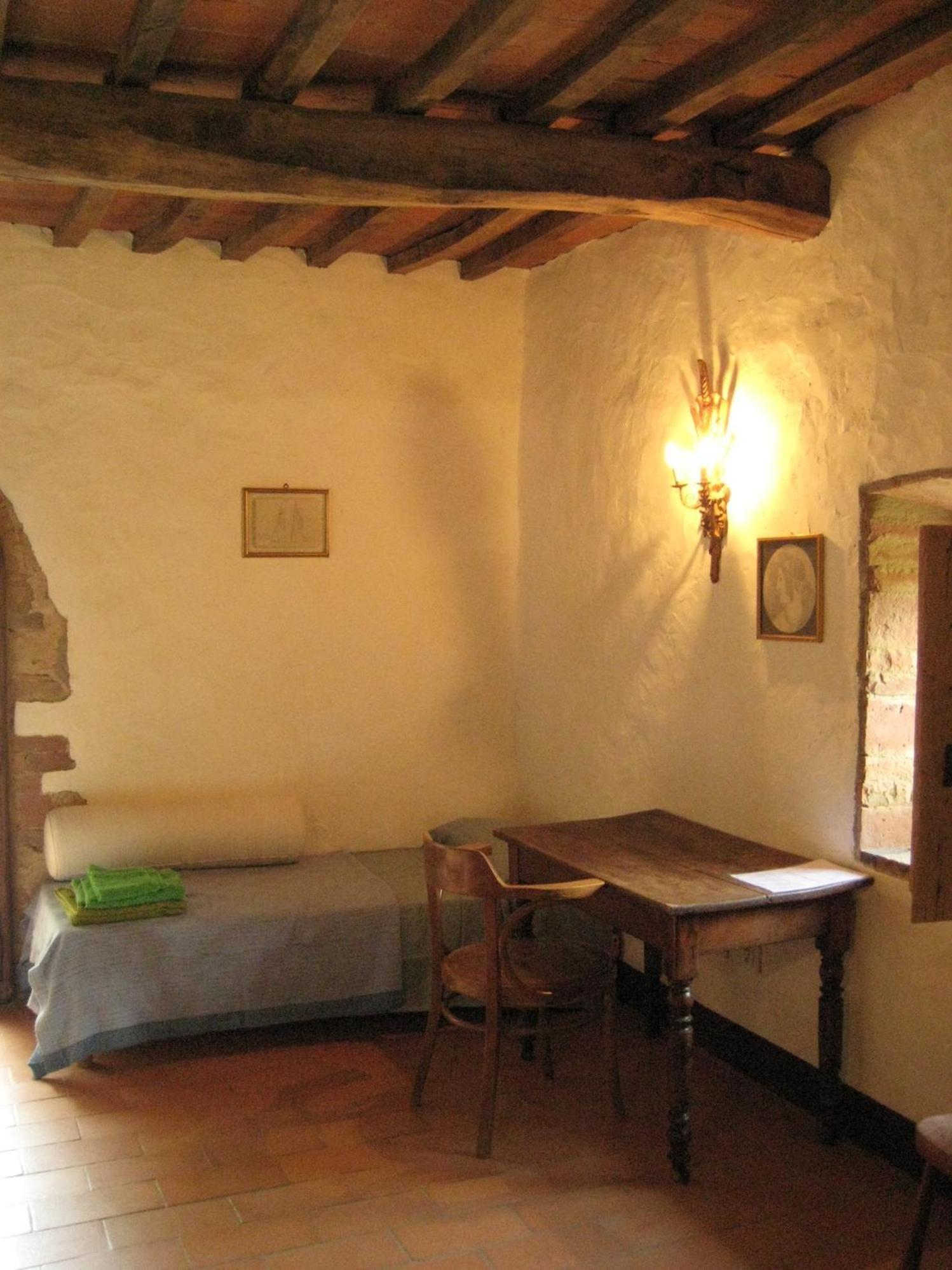 Agriturismo Il Casalino Pari Exteriör bild
