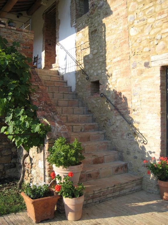 Agriturismo Il Casalino Pari Exteriör bild
