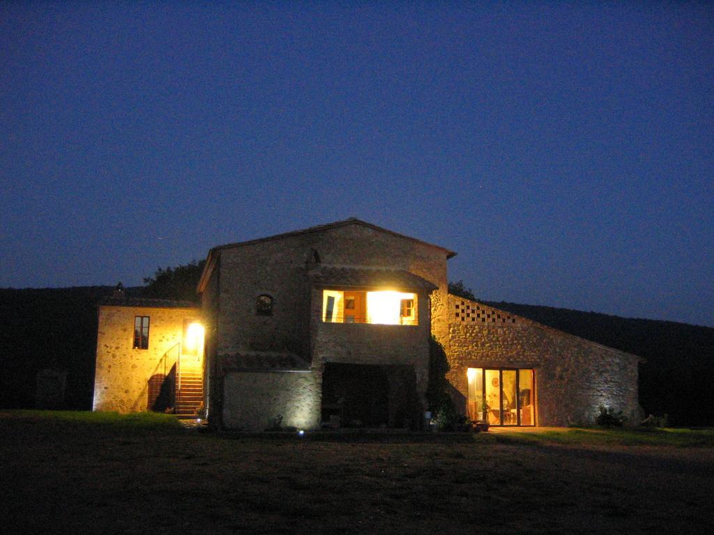 Agriturismo Il Casalino Pari Exteriör bild
