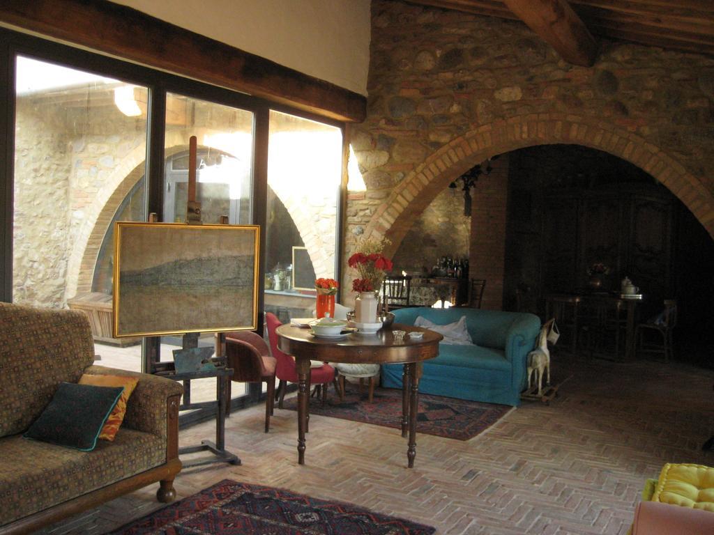 Agriturismo Il Casalino Pari Exteriör bild