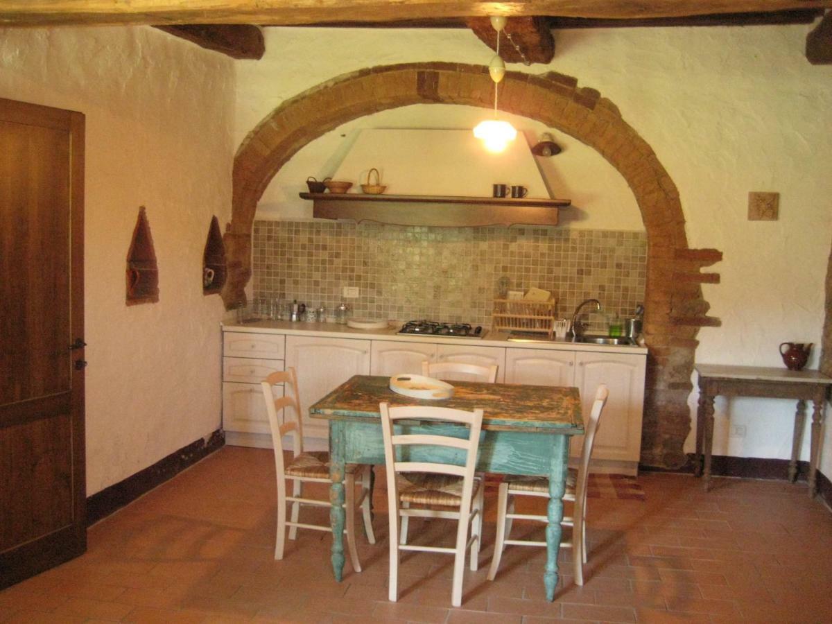 Agriturismo Il Casalino Pari Exteriör bild